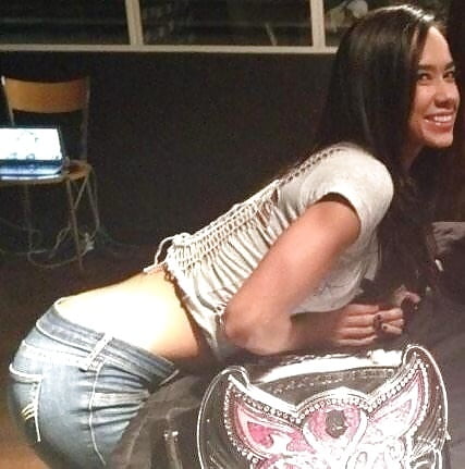 AJ Lee #98018286