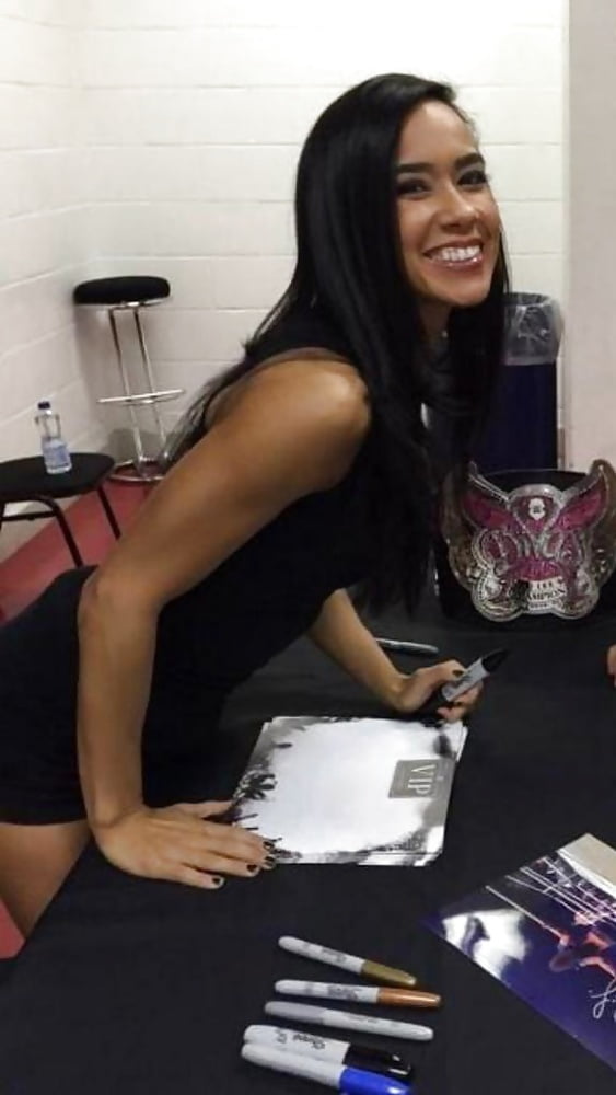 AJ Lee #98018292