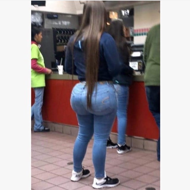 Latinas in jeans #96802631