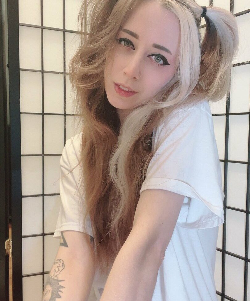 Damnjacquie desnuda #108089636