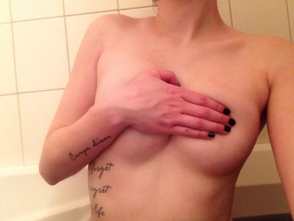 ホットな自撮り写真
 #98512766