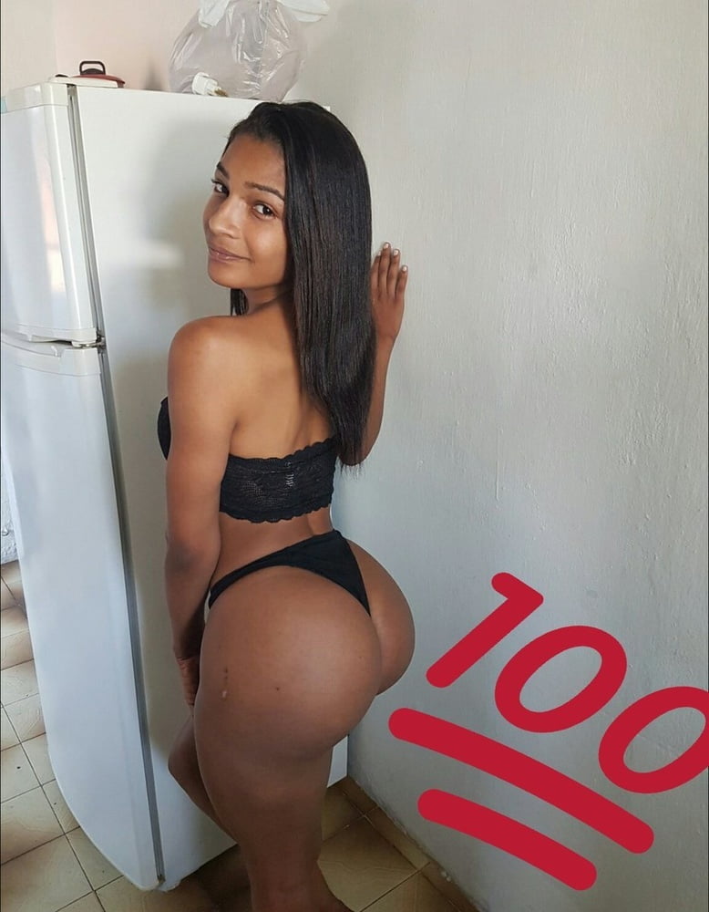 Latina Girl Load 5 #104908262