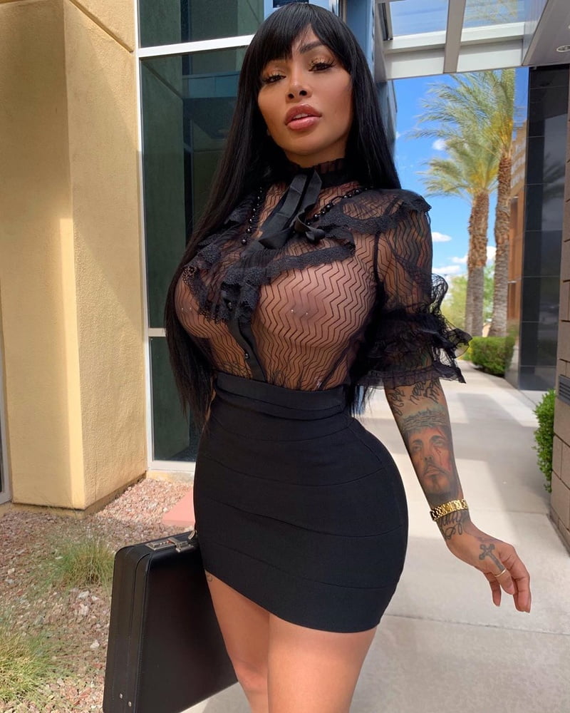 ラティーナガールロード5
 #104908319