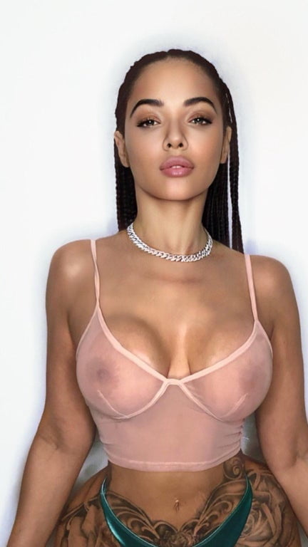 ラティーナガールロード5
 #104908329