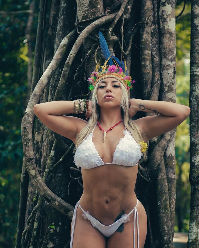 Latina girl load 5
 #104908605