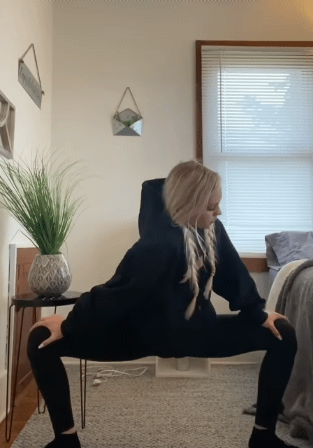 Jordyn Works out #101856235