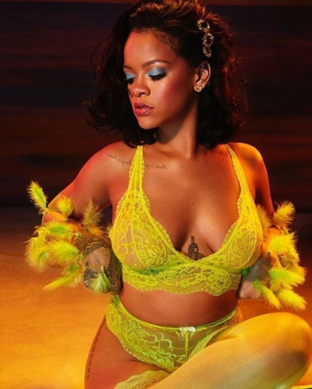 Rihanna Carne #90651732