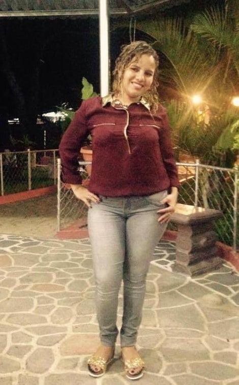 Putas en jeans 26
 #104669385