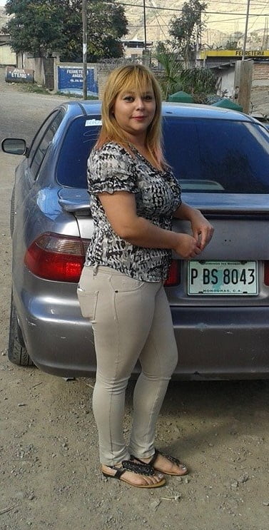 Putas en jeans 26
 #104669387