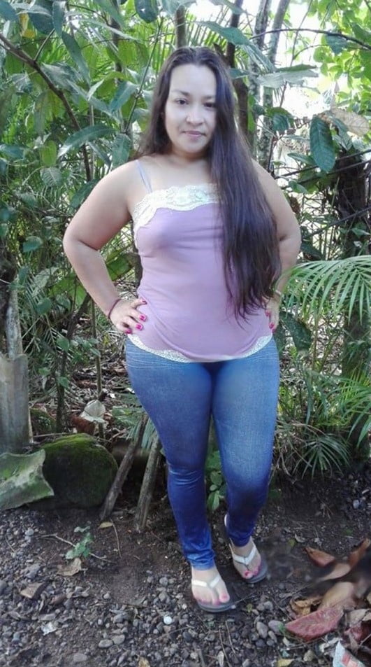 Putas en jeans 26
 #104669399