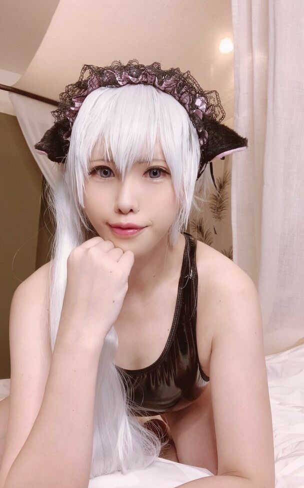 Glossy Rabbit nude #108809560