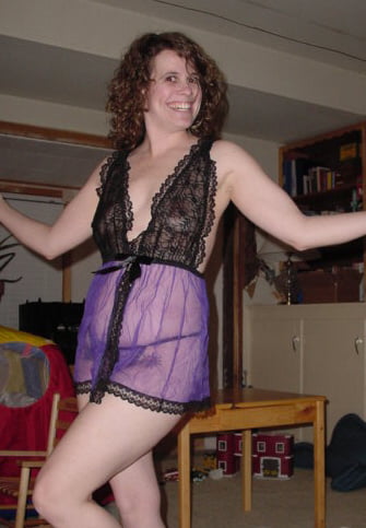 ランジェリーを着たママたち
 #103333534