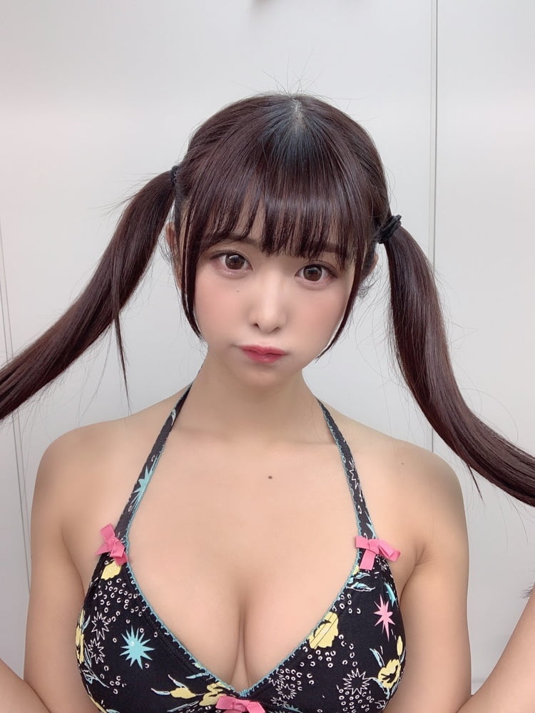 Asiática adicta 107
 #90118850