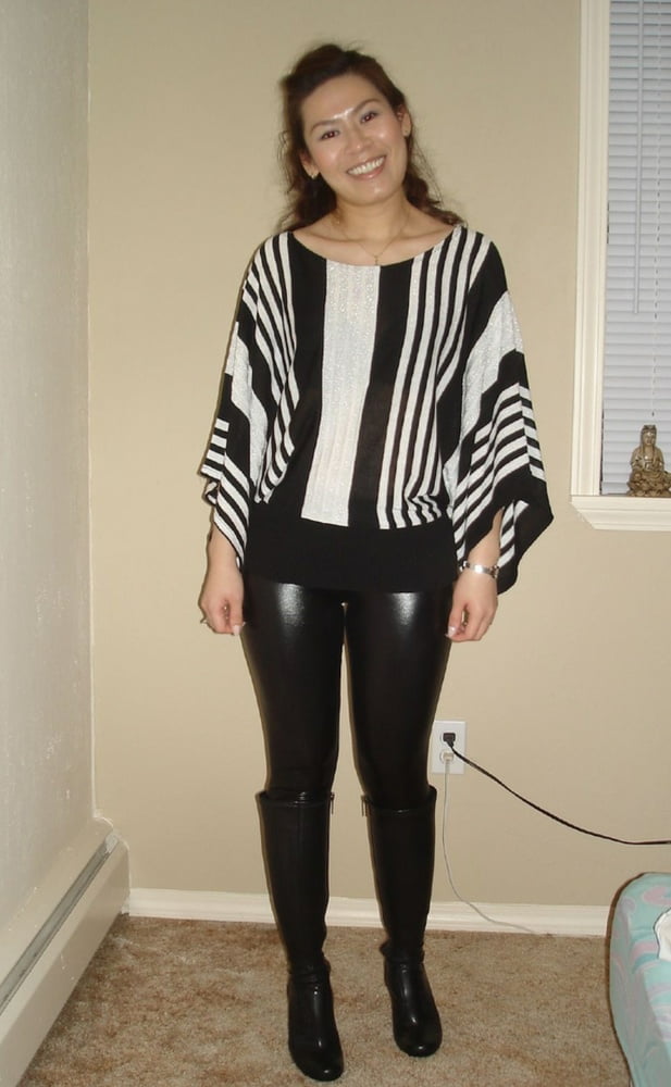 Milf con botas - ysave
 #98844921