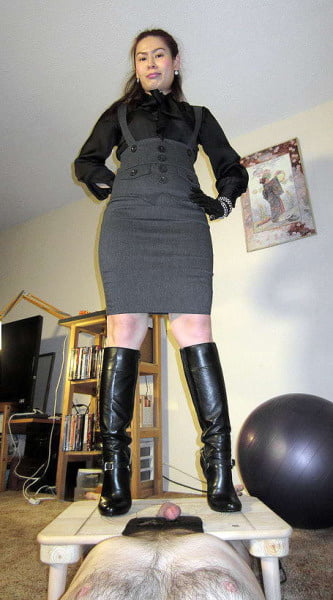 Milf con botas - ysave
 #98845288