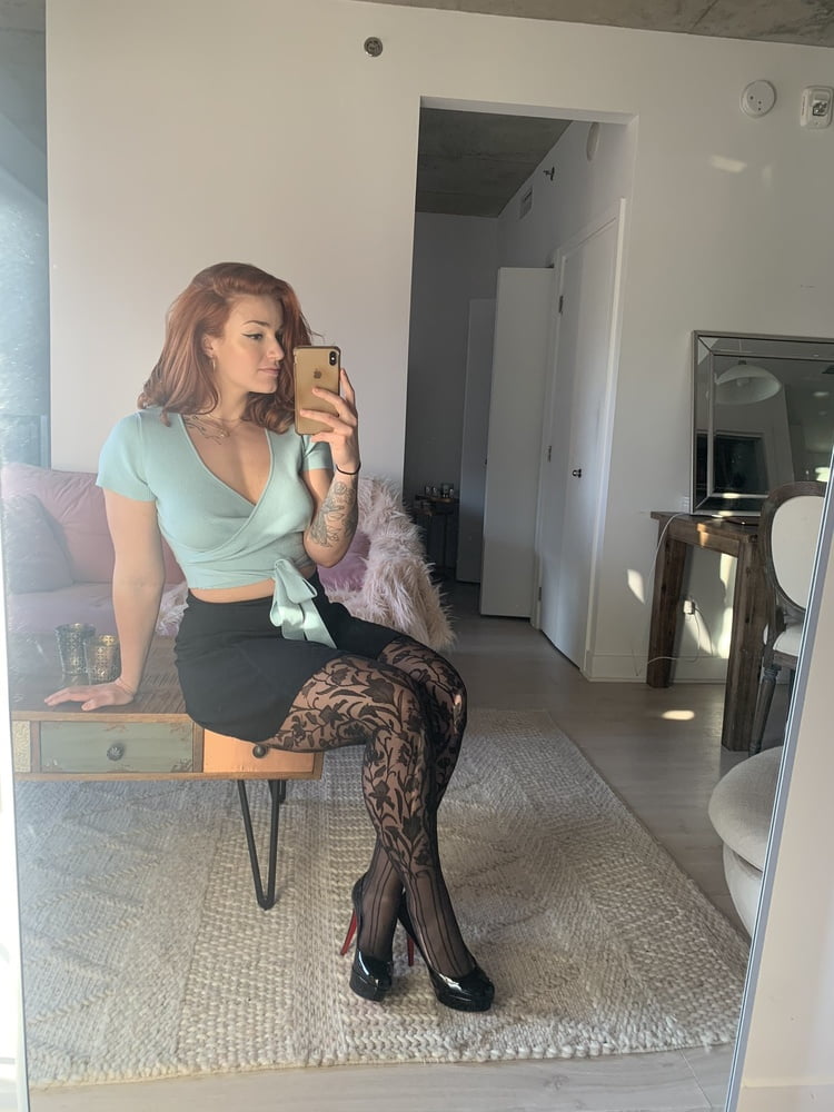 Redhead Flat Share? #89782063