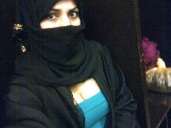 Penisola araba hijab niqab parte 2
 #96972889