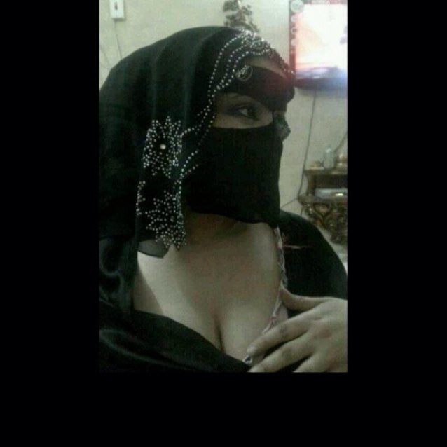 Arabische Halbinsel hijab niqab Teil 2
 #96972906