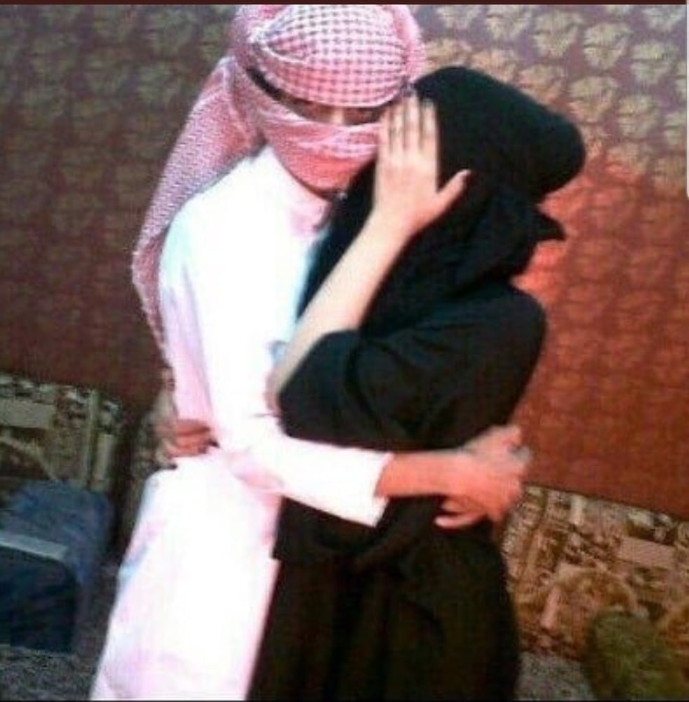 Arabische Halbinsel hijab niqab Teil 2
 #96972933