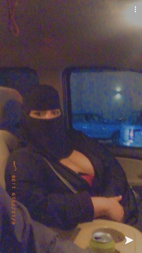 Péninsule arabique hijab niqab partie 2
 #96973105