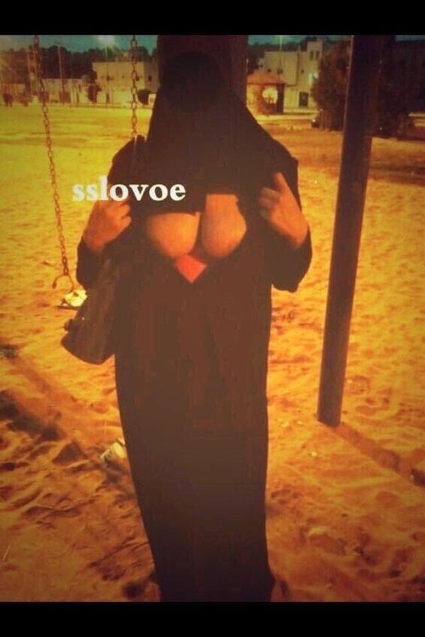 Péninsule arabique hijab niqab partie 2
 #96973114