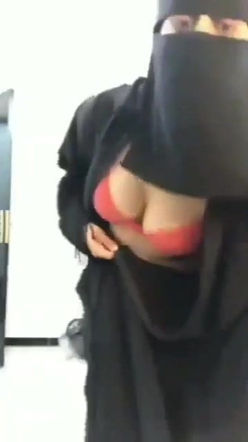 Penisola araba hijab niqab parte 2
 #96973190