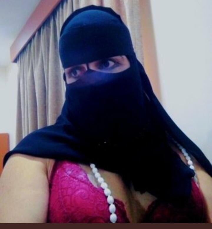 Péninsule arabique hijab niqab partie 2
 #96973247