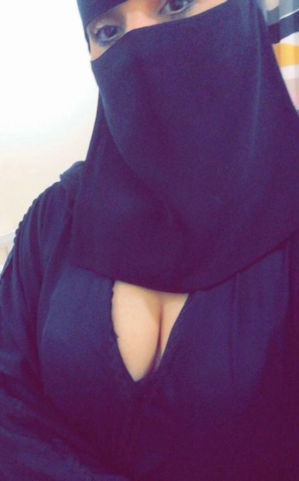 Penisola araba hijab niqab parte 2
 #96973277
