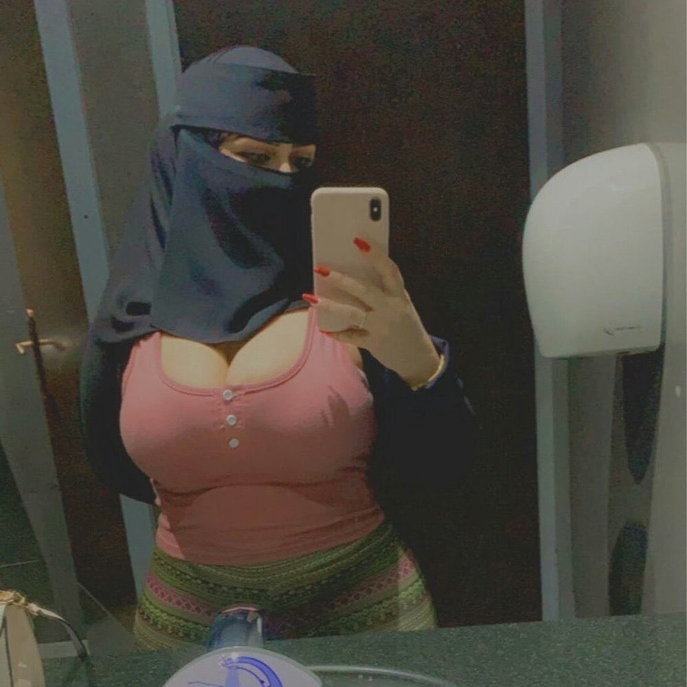 Penisola araba hijab niqab parte 2
 #96973365