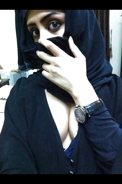 Péninsule arabique hijab niqab partie 2
 #96973438