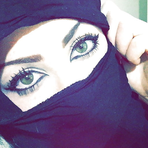 península árabe hijab niqab parte 2
 #96973440