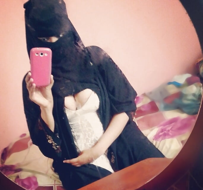 Penisola araba hijab niqab parte 2
 #96973442