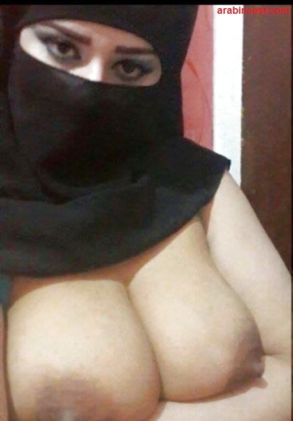 Péninsule arabique hijab niqab partie 2
 #96973470