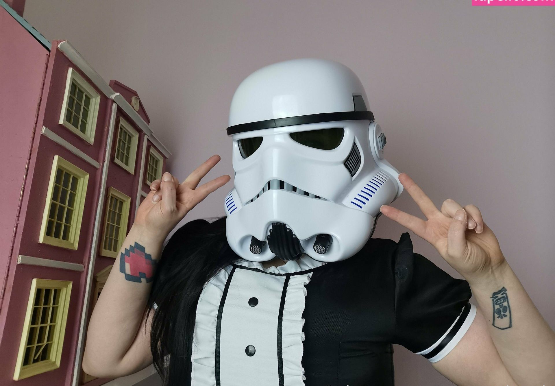 Curvyandnerdy nude #108575201