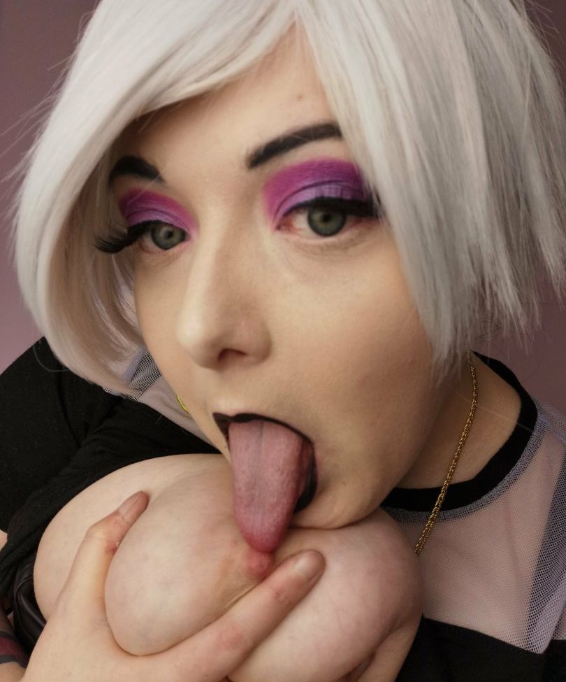 Curvyandnerdy nude #108575283