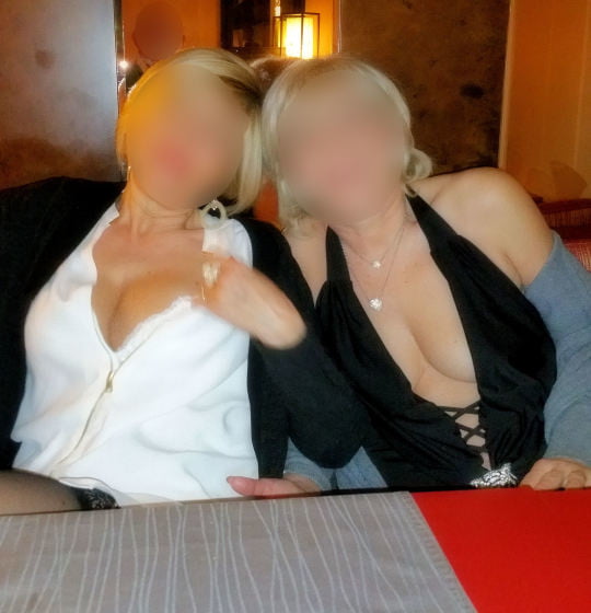 完璧な成熟したイタリアの売春婦
 #93897359