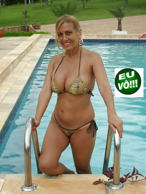Compilation - Brazilian girls in the pool 07. #95636846