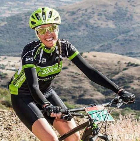 元ハーフのアレマナ-スダメリカナ
 #93385607