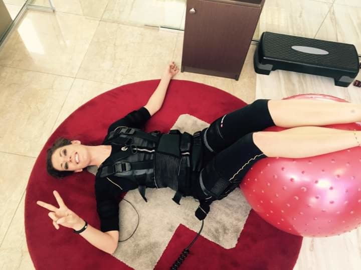 元ハーフのアレマナ-スダメリカナ
 #93385617