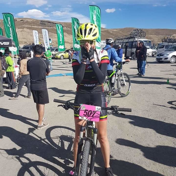 元ハーフのアレマナ-スダメリカナ
 #93385618