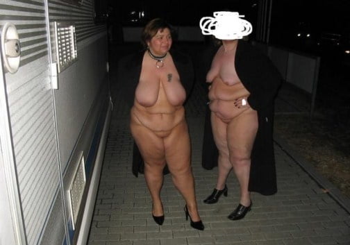 屋外のbbw
 #87660448