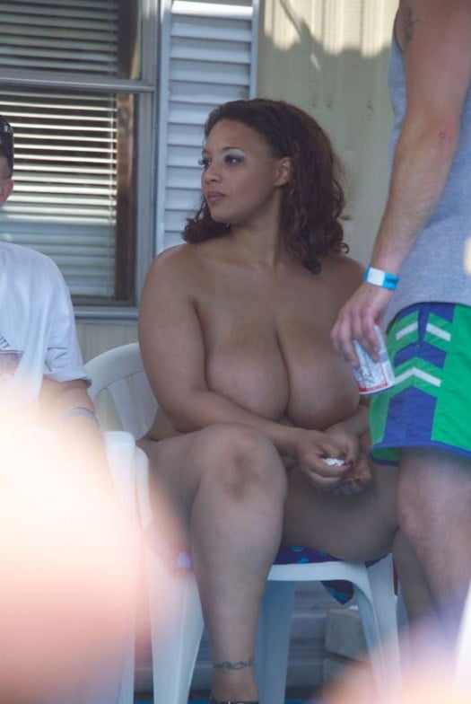 屋外のbbw
 #87660675