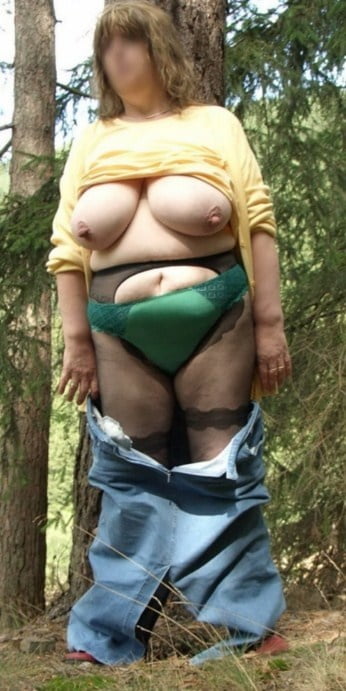 屋外のbbw
 #87660869