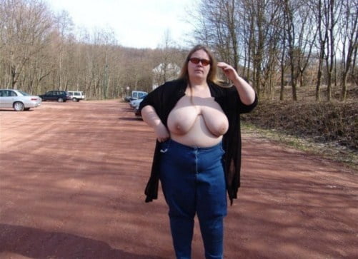屋外のbbw
 #87660951