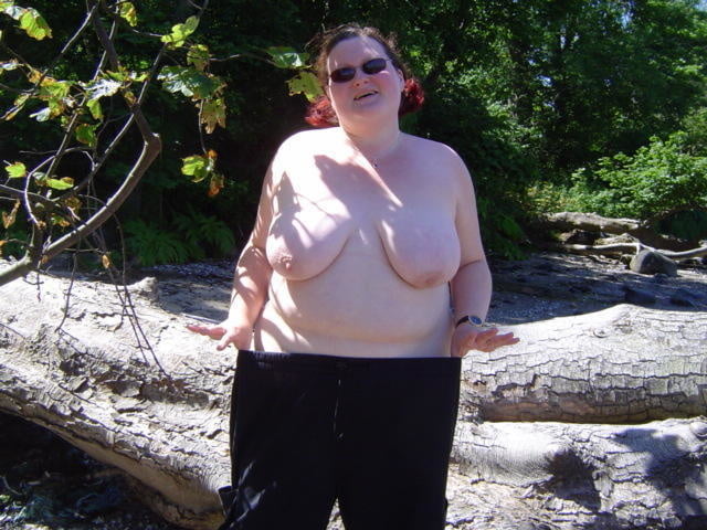 屋外のbbw
 #87661178