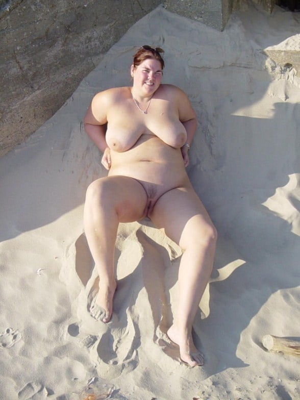 屋外のbbw
 #87661448