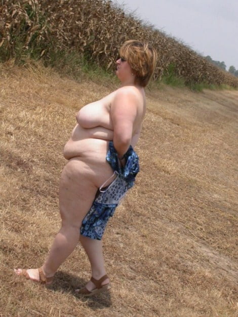 屋外のbbw
 #87661460