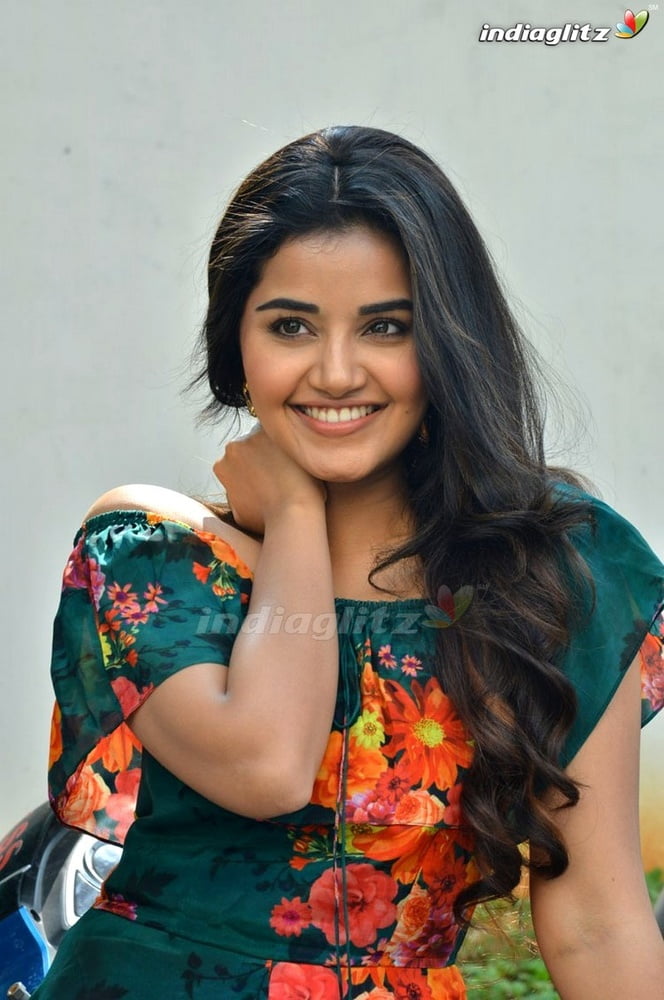 Anupama Parameshwaran #90157337