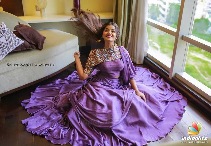 Anupama Parameshwaran #90157370