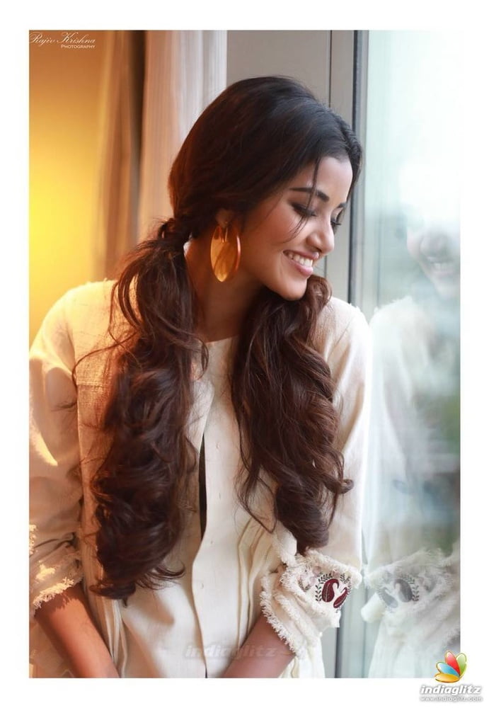 Anupama Parameshwaran #90157522